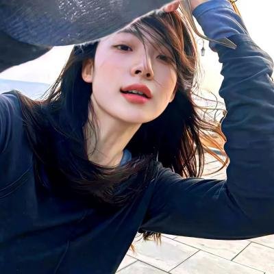 两界供应商，我一手打造超凡帝国